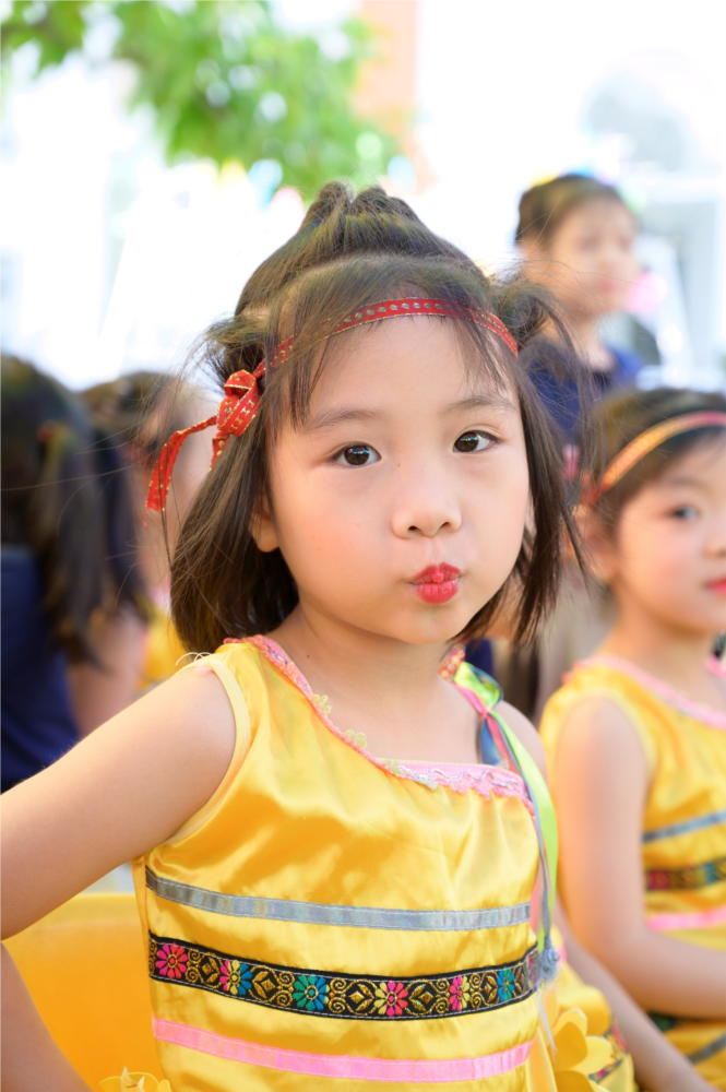 Alvin1 - tham gia văn nghệ chào mừng 20/11