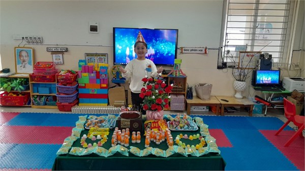 Chúc mừng sinh nhật bé Khải Minh lớp MGL A1