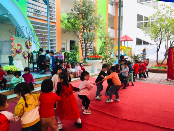 Các bé MGN B4 chơi trò chơi dân gian