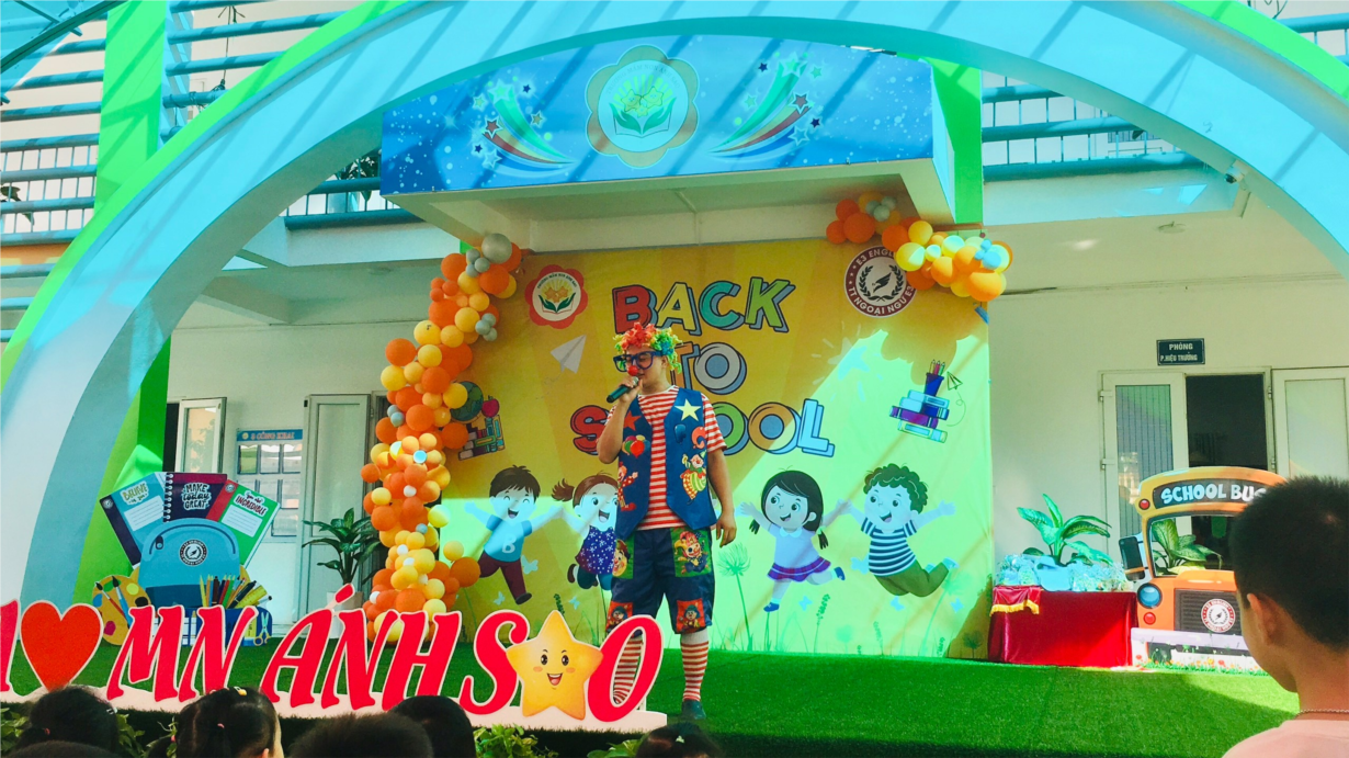 iCác bé MGN B4 với sự kiện BACK TO SCHOOL