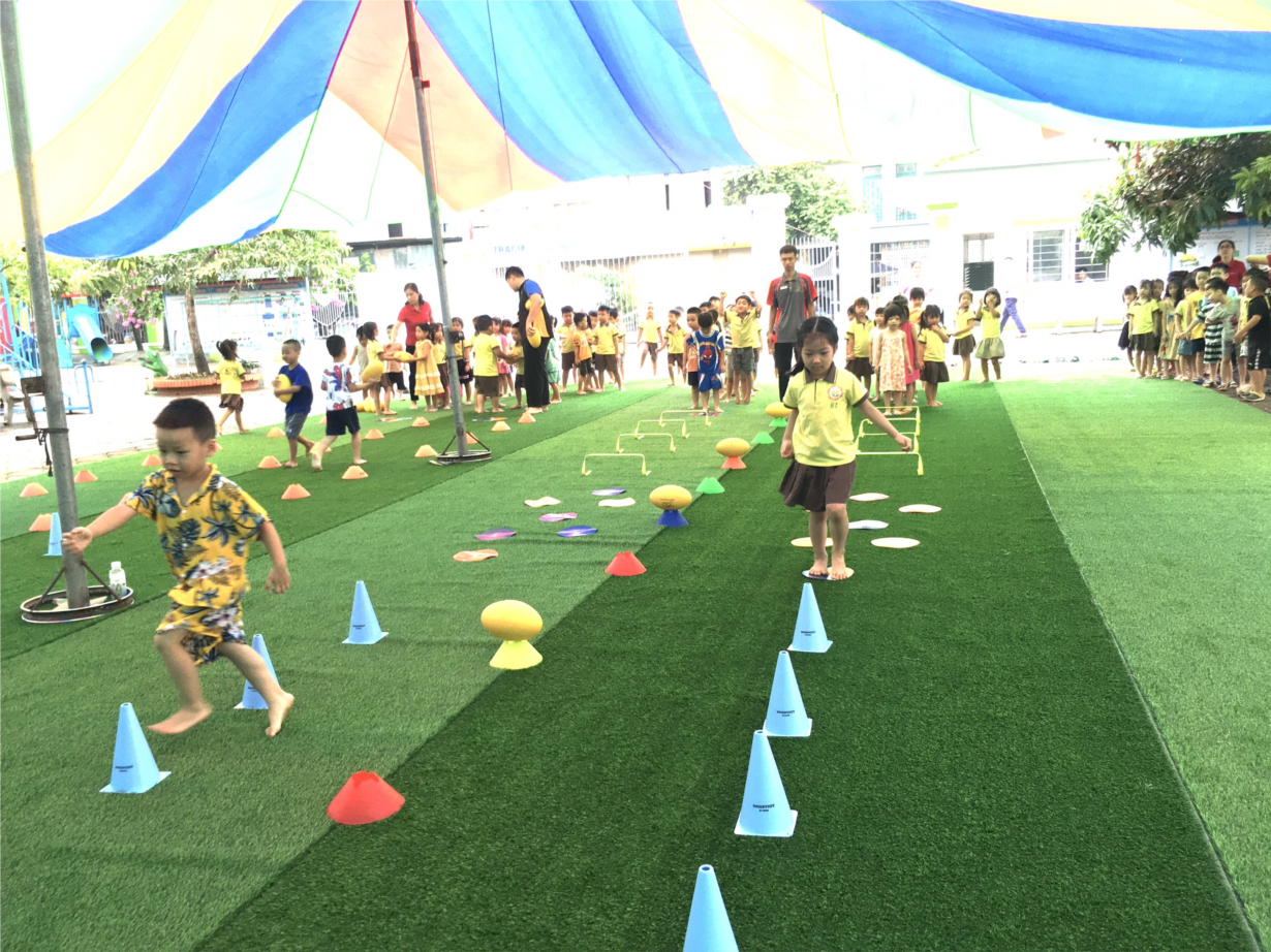 Hình ảnh các bé lớp MGN B1 tham gia ngày hội Open day