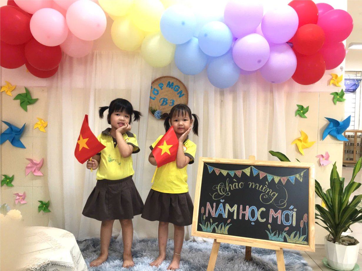Các bé lớp B3 tham gia ngày khai giảng năm học 2024- 2025!