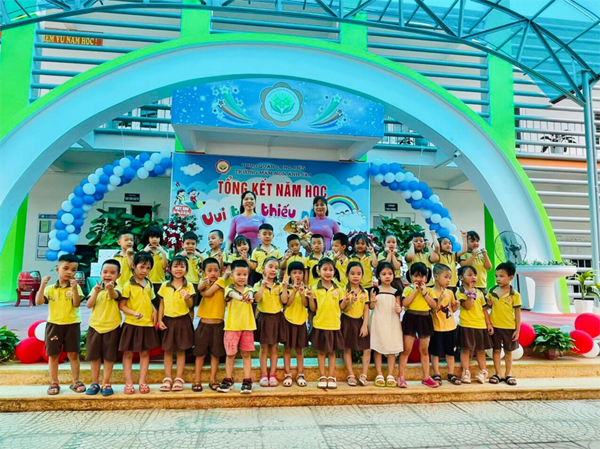 Lễ tổng kết và vui tết thiếu nhi của lớp MGN B4