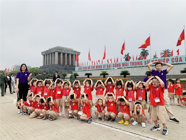 Ảnh tham quan học tập ngoại khóa của các bé lớp mẫu giáo nhỡ B3