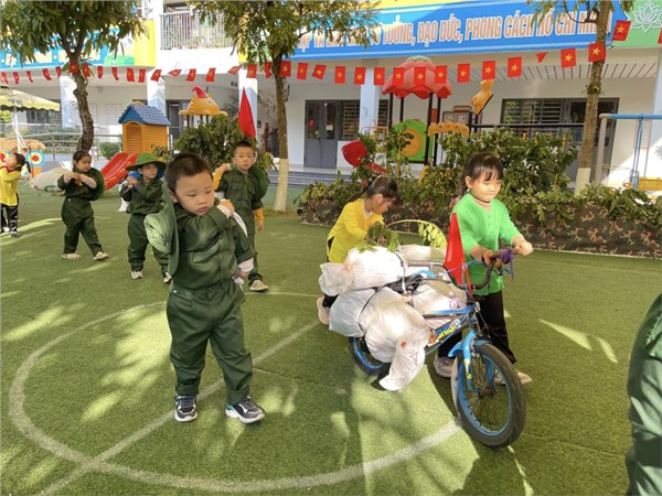 CHƯƠNG TRÌNH “CHIẾN SĨ TÍ HON” - KHỐI MẪU GIÁO LỚN CHÀO MỪNG 80 NĂM NGÀY THÀNH LẬP QUÂN ĐỘI NHÂN DÂN VIỆT NAM (22/12/1944 - 22/12/2024)