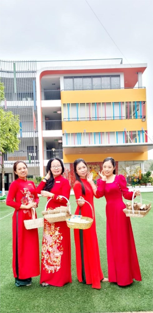 TRƯỜNG MN HOA HƯỚNG DƯƠNG DÀNH TẶNG LÌ XÌ  HẠT GIỐNG THÀNH CÔNG  CHO CÁC BÉ YÊU