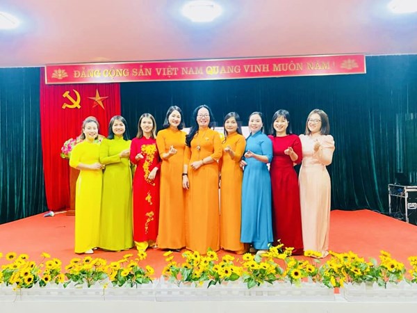 CÔNG ĐOÀN TRƯỜNG MN HOA HƯỚNG DƯƠNG TỔ CHỨC KỈ NIỆM NGÀY QUỐC TẾ PHỤ NỮ 8.3.2024