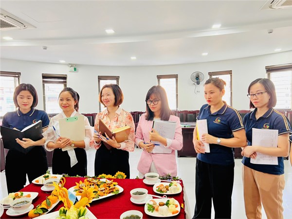  Ảnh đẹp tháng 11 - Hội thi: Nhân viên nuôi dưỡng giỏi cấp trường; Năm học 2024 - 2025