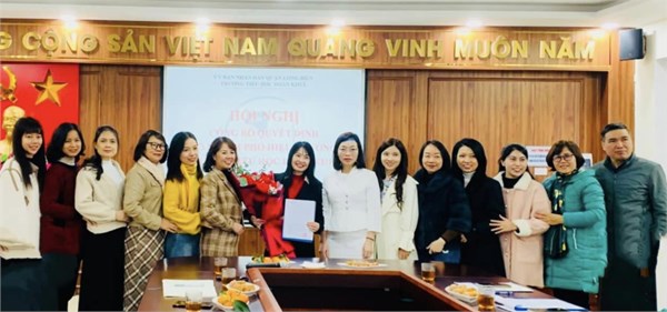 HỘI NGHỊ CÔNG BỐ QUYẾT ĐỊNH BỔ NHIỆM PHÓ HIỆU TRƯỞNG TRƯỜNG TH ĐOÀN KHUÊ