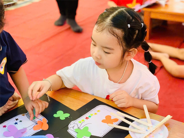 Ảnh đẹp tháng 9: Các bé MGN B4 với Ngày hội sắc màu