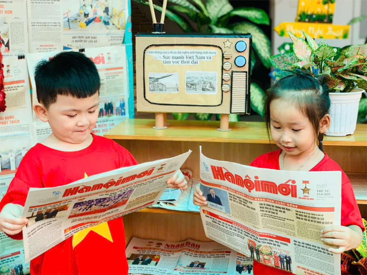 Các bé MGN B4 chào mừng kỷ niệm 80 năm Quốc Khánh 2 - 9