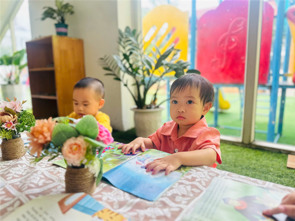 Ambum ảnh lớp Nhà Trẻ D2 hưởng ứng Ngày hội đọc sách