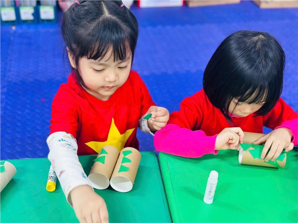 Cùng làm món quà gửi tặng chú bộ đội