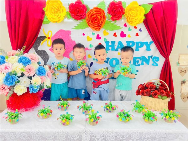 Một số hình ảnh chào mừng ngày phụ nữ việt Nam 20/10