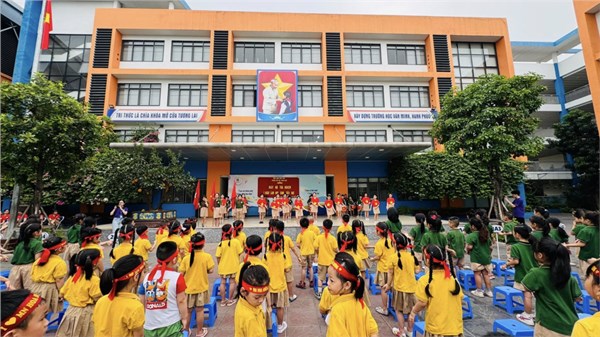 🏫🌻🌻NHỮNG TRẢI NGHIỆM THÚ VỊ CỦA CÁC BÉ KHỐI MẪU GIÁO LỚN TRONG BUỔI THAM QUAN TRƯỜNG TIỂU HỌC ĐOÀN KHUÊ 🥰😍🥰