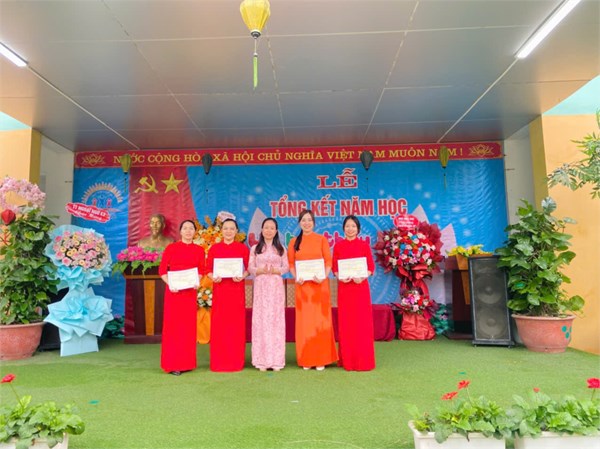 tổng kết cuối năm 2024-2025