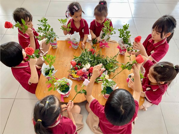 Chào mừng ngày Phụ nữ Việt Nam 20/10