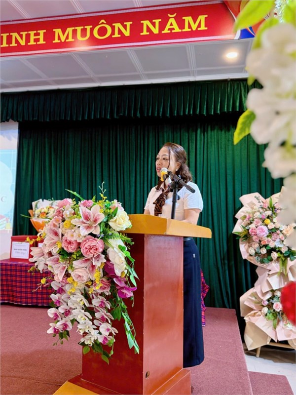 Thư viện ảnh tháng 7: Gặp mặt, chia tay CBQL luân chuyển công tác