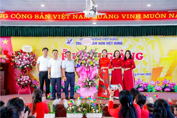 Thư viện ảnh tháng 9 : Khai giảng năm học 2025-2026