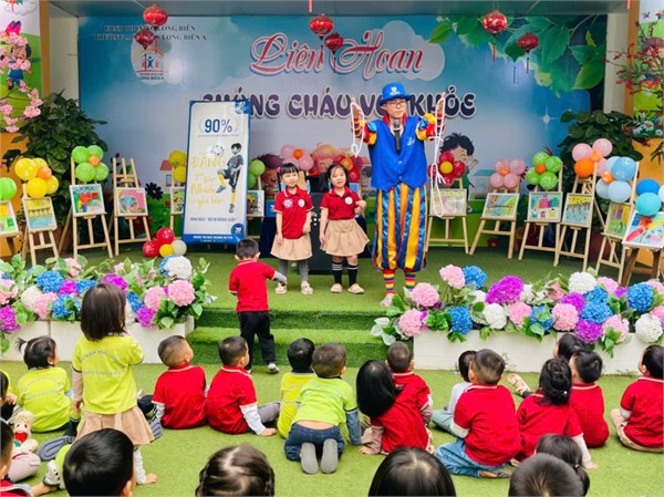 Liên hoan chúng cháu vui khỏe